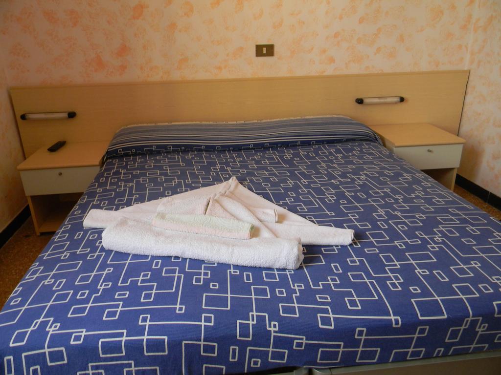 Vecchie Mura Varazze Δωμάτιο φωτογραφία