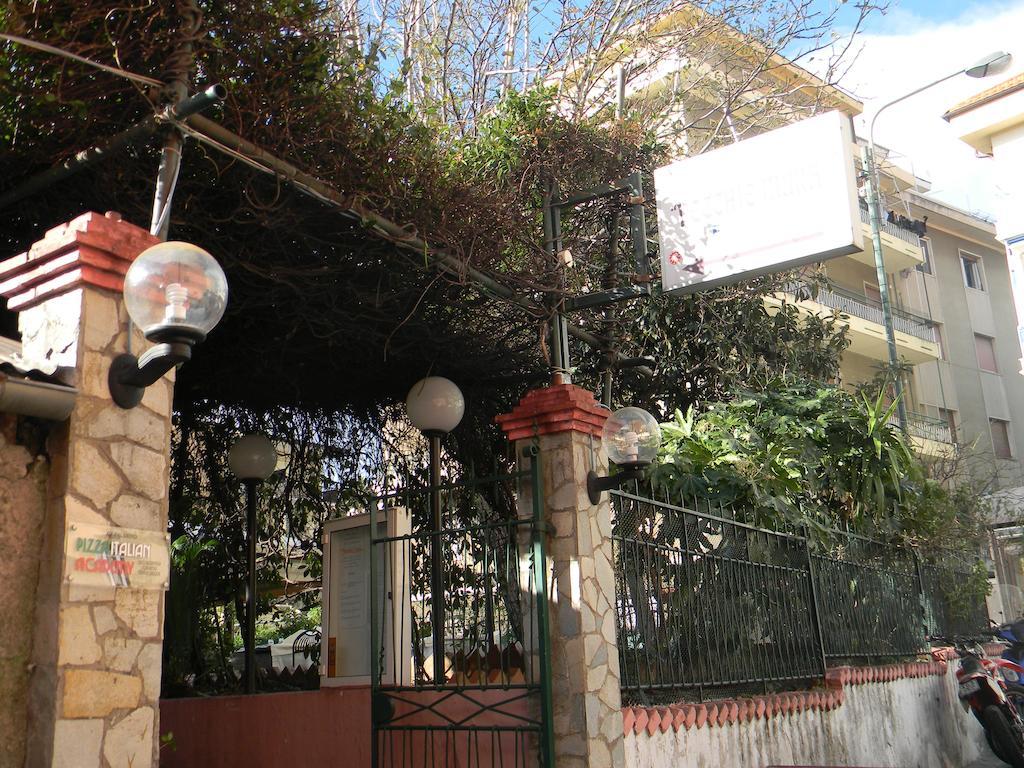 Vecchie Mura Varazze Εξωτερικό φωτογραφία